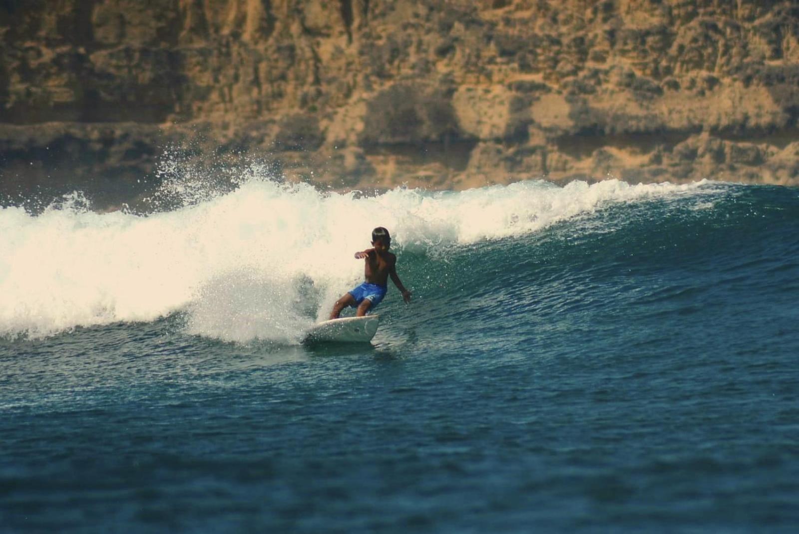 Melody Surf - Ekas Lombok Hotel Buitenkant foto