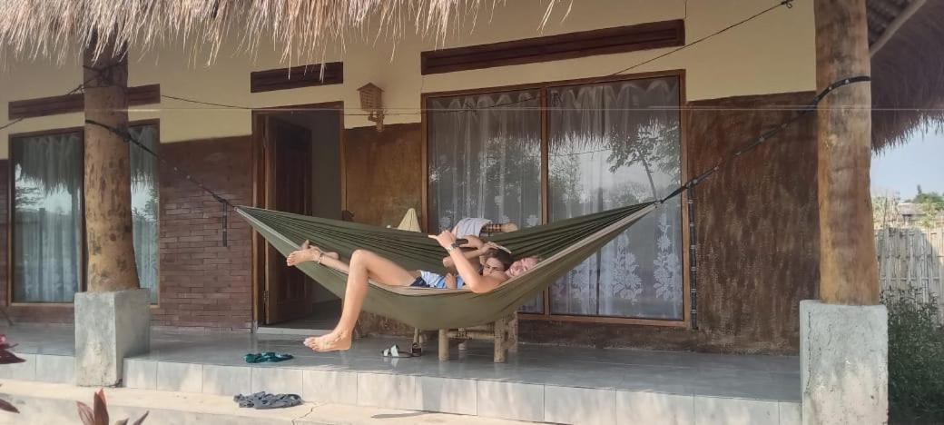 Melody Surf - Ekas Lombok Hotel Buitenkant foto
