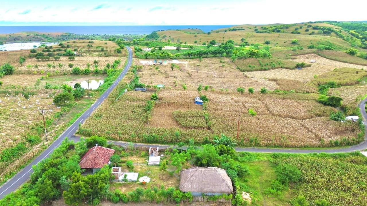 Melody Surf - Ekas Lombok Hotel Buitenkant foto